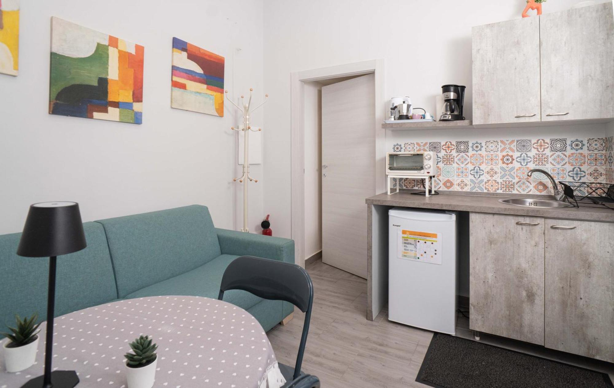 Casa Vacanze Alma B&B Grazioso Appartamento Sul Lungomare Di Pozzuoli A 300Mt Dal Centro E Dal Rione Terra By Movery Luaran gambar