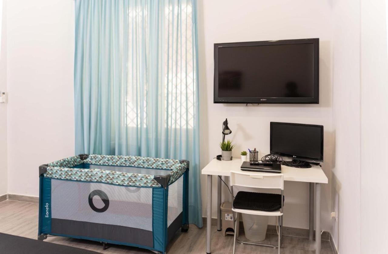 Casa Vacanze Alma B&B Grazioso Appartamento Sul Lungomare Di Pozzuoli A 300Mt Dal Centro E Dal Rione Terra By Movery Luaran gambar